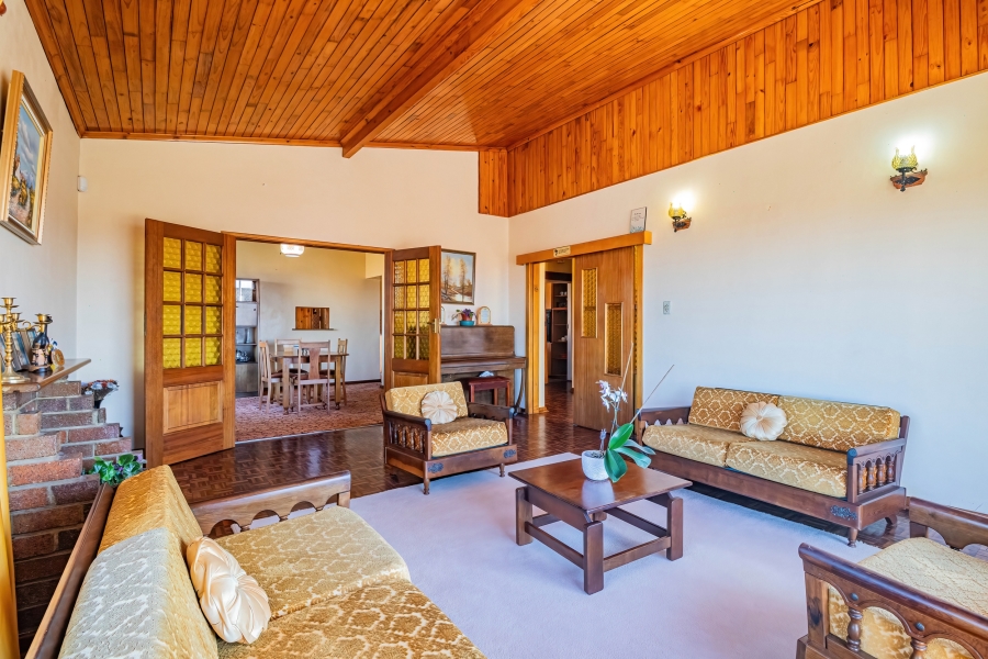 3 Bedroom Property for Sale in Hillside Eastern Cape